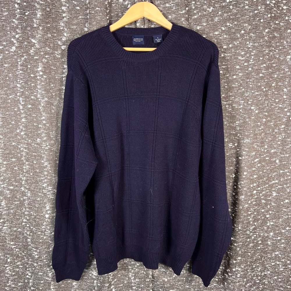 Navy Blue Arrow‎ Sweater Size Small